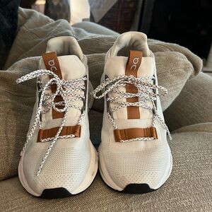 Women’s on cloud nova.